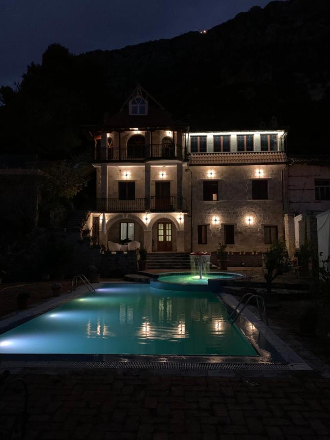 Villa Celaj “The Castle” Krujë 外观 照片