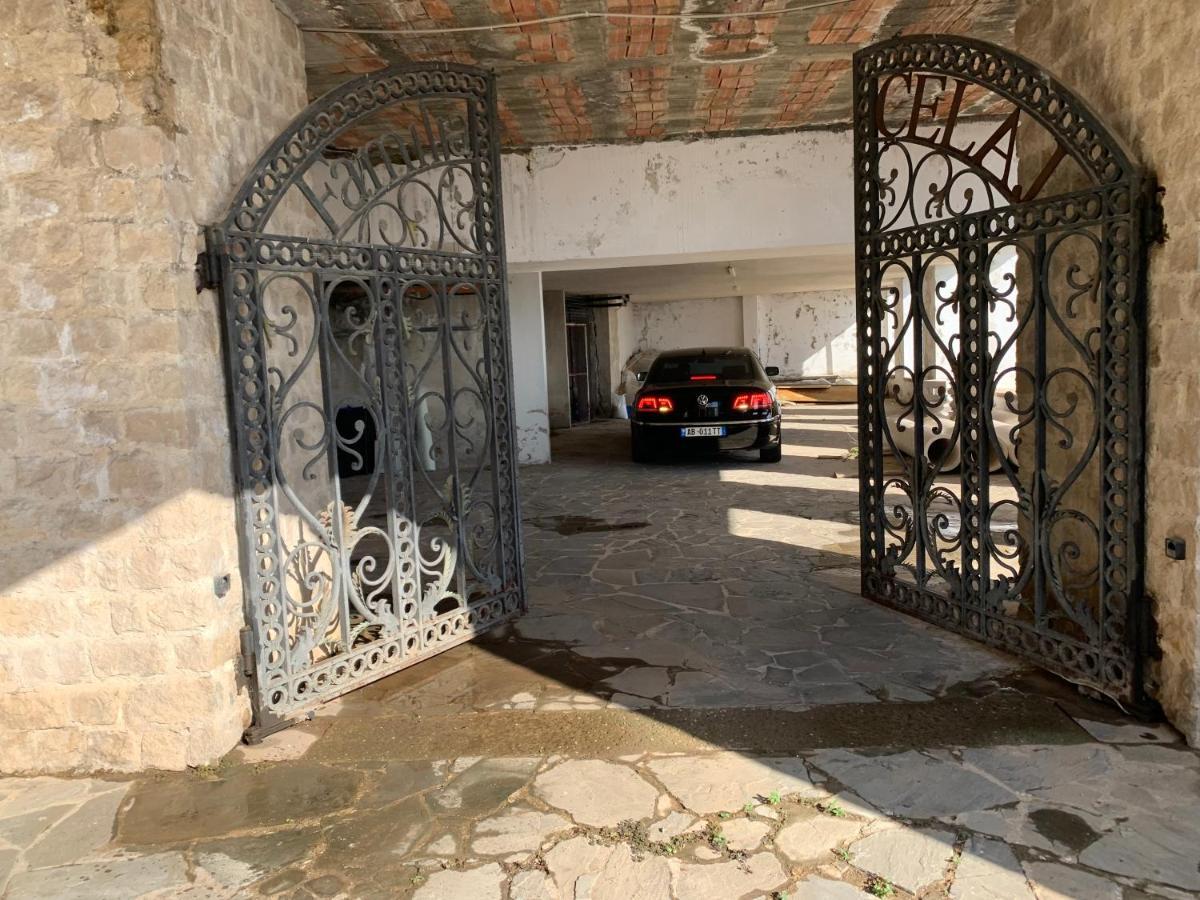 Villa Celaj “The Castle” Krujë 外观 照片
